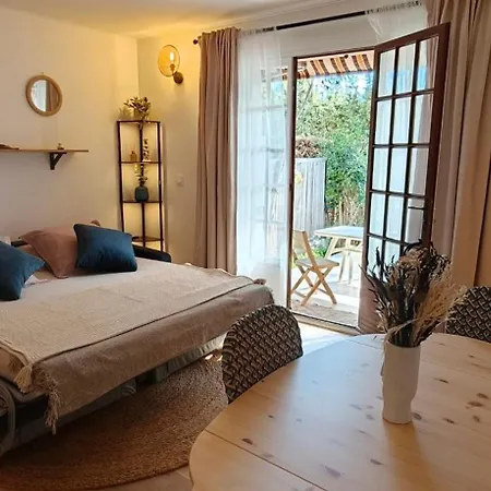 New 250m With Pool & Terrace Saint-Raphaël